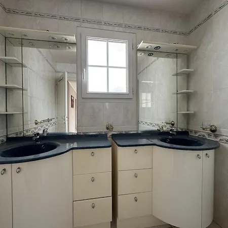 Prázdninový dům Petit Champ - Jardin, Tv, Central, 10 Personnes
